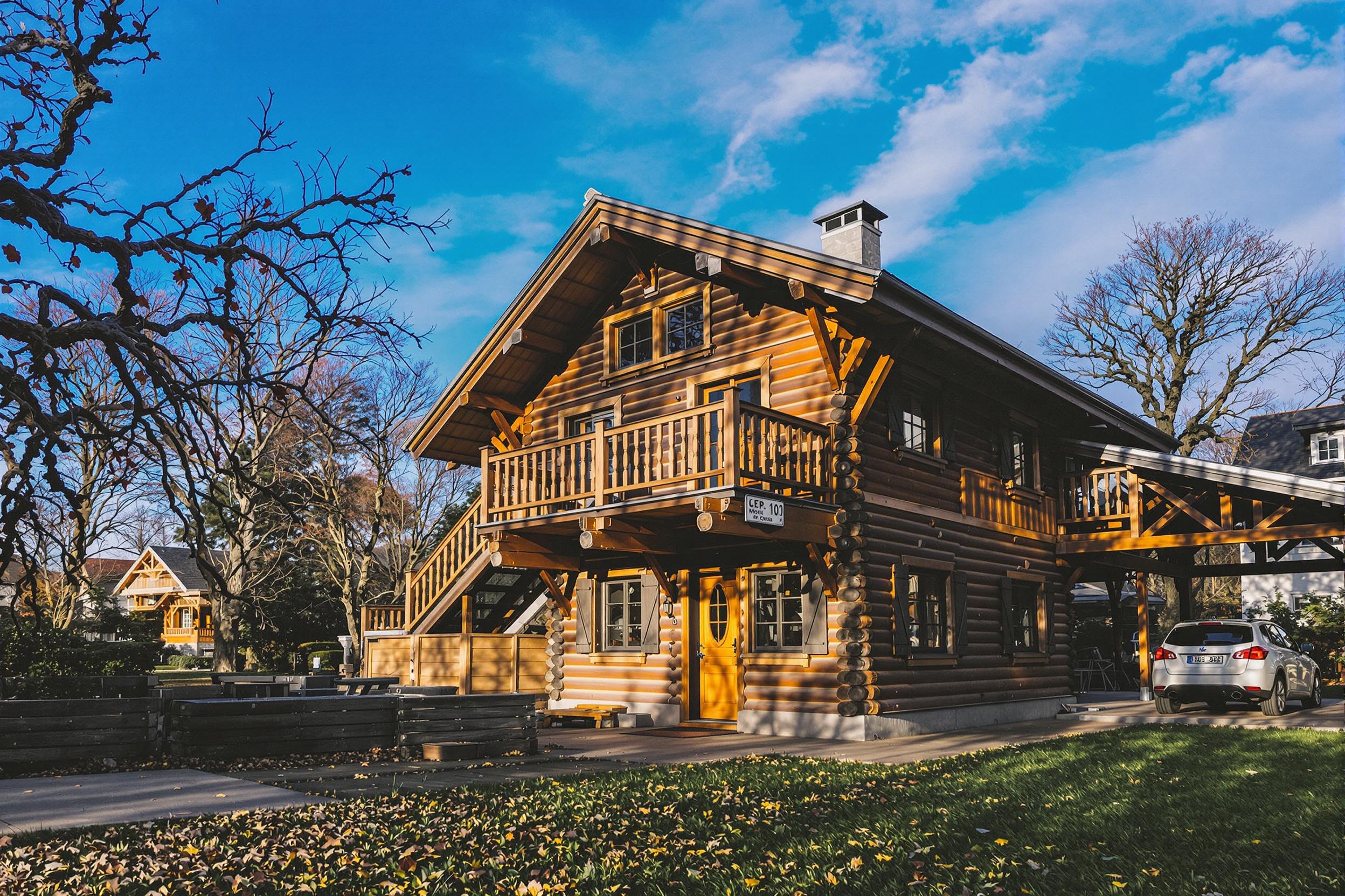 maison bois en kit disponible en Roumanie à prix compétitifs